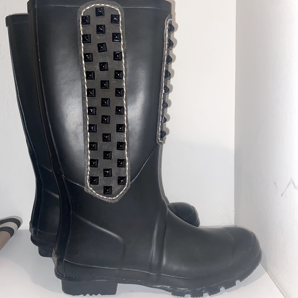 BCBG MaxAzria- studded Rain boots size 9
